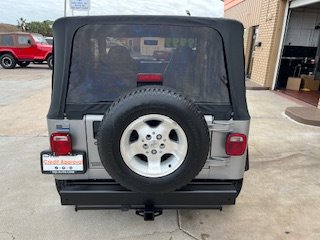 2000 Jeep Wrangler - $8,995