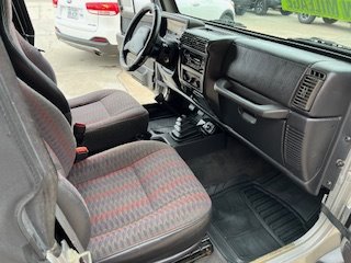 2000 Jeep Wrangler - $8,995