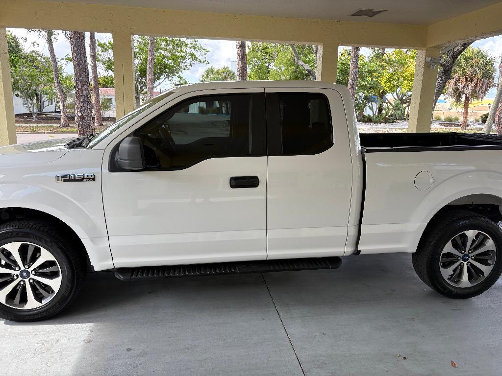 2020 Ford F-150 - $18,900