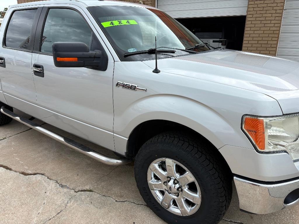 2014 Ford F-150 - $21,900