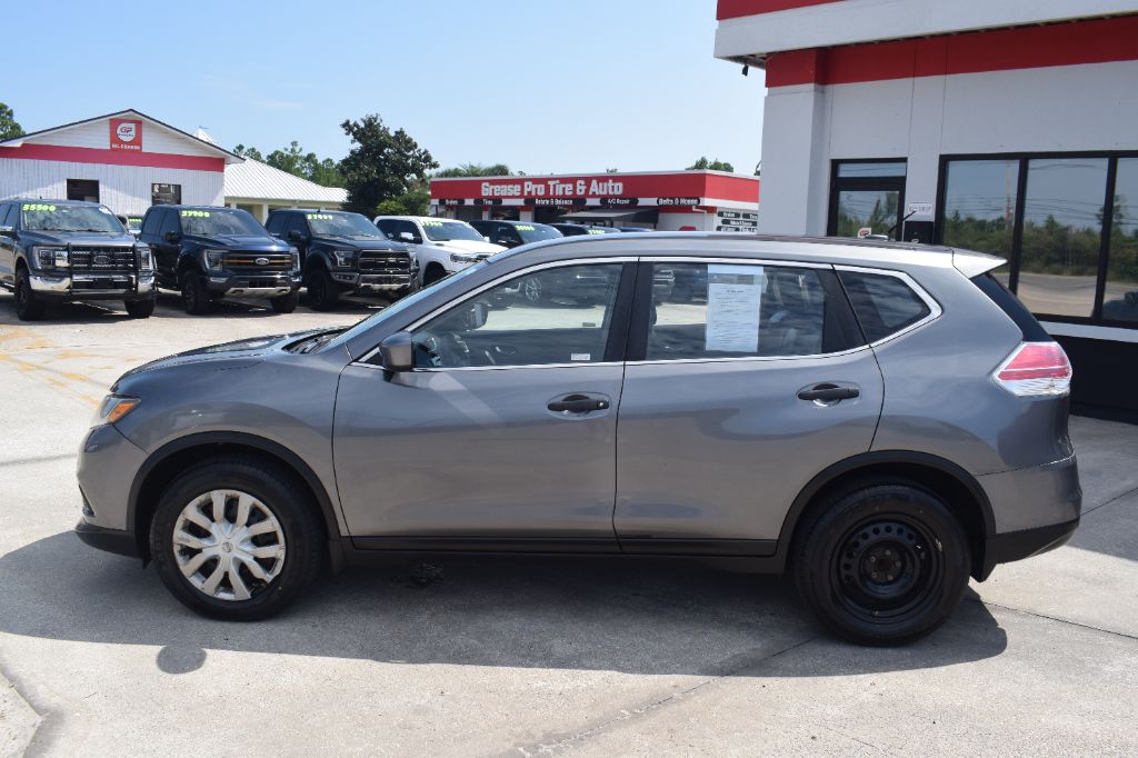 2016 Nissan Rogue - $9,299