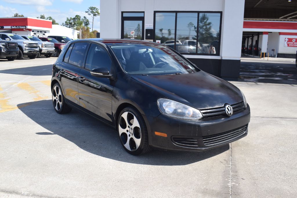 2014 Volkswagen Golf - $6,299