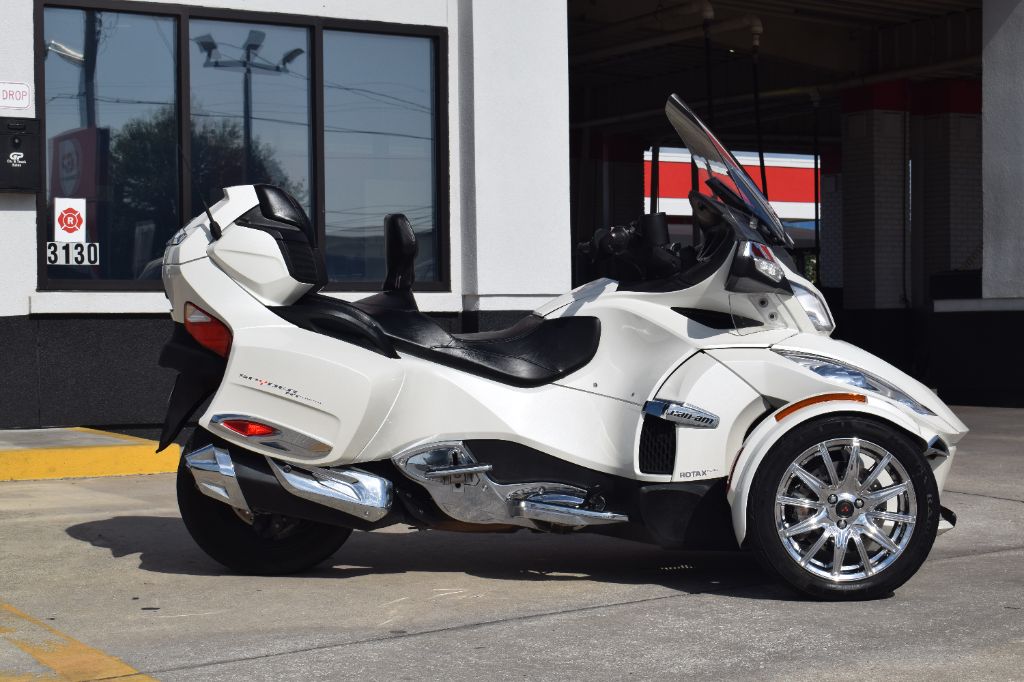 2016 CAN-AM SPYDER  - $12,900