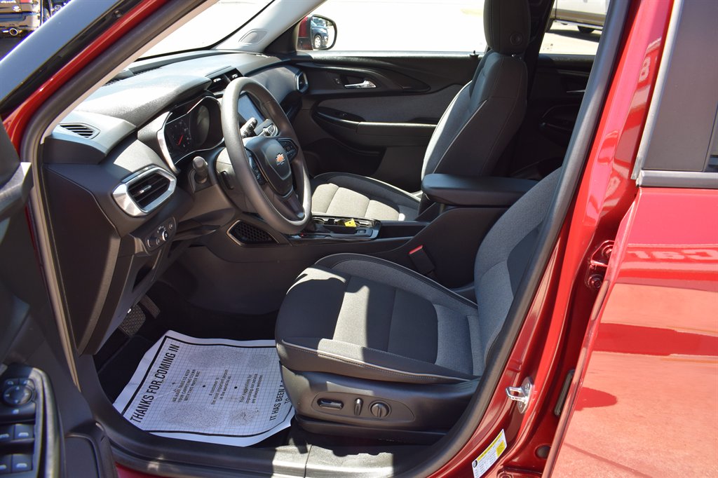 2023 Chevrolet Trailblazer LT photo
