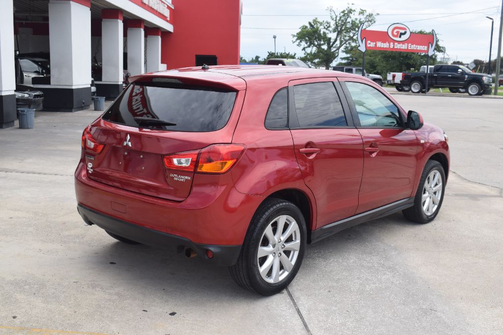 2015 Mitsubishi Outlander - $4,999