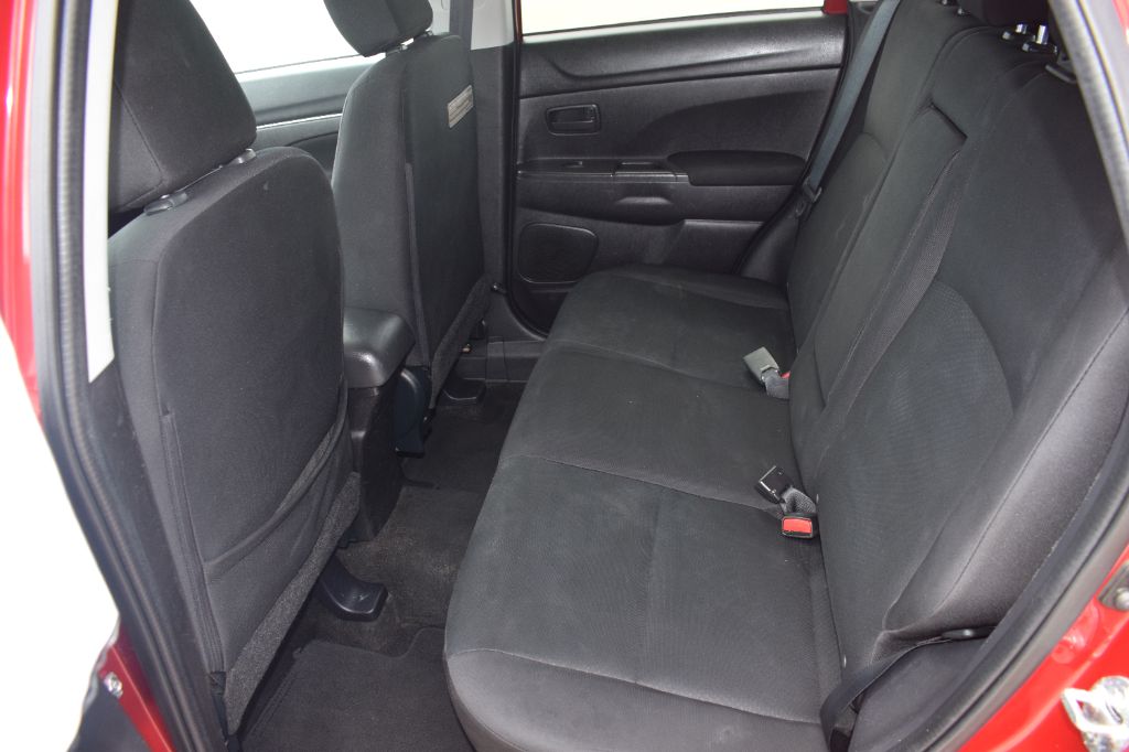 2015 Mitsubishi Outlander - $4,999