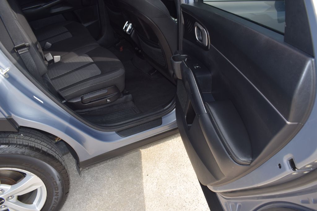 2022 Kia Sorento - $16,900