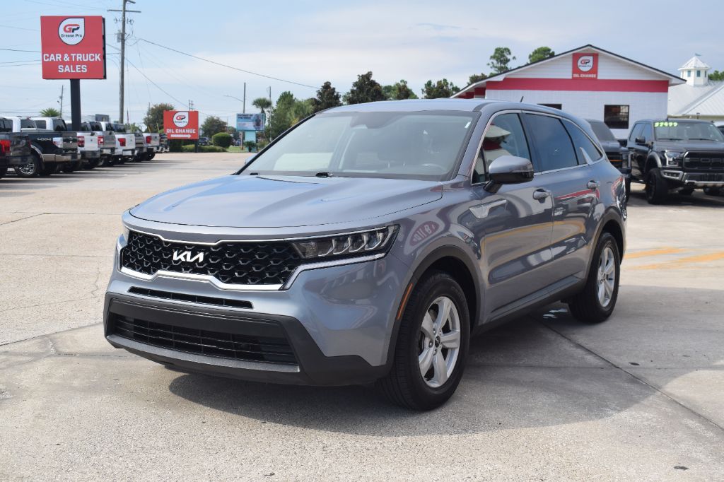 2022 Kia Sorento - $16,900