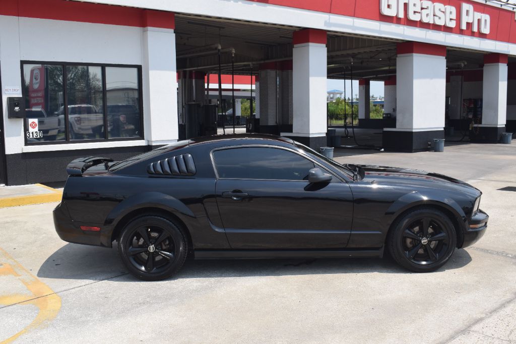 2008 Ford Mustang - $8,999