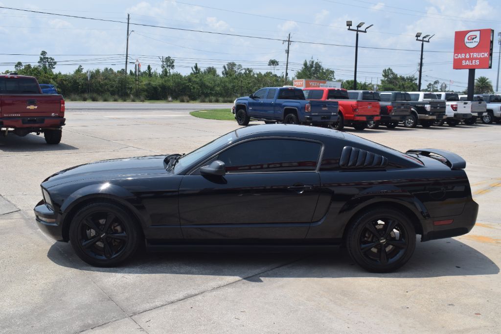 2008 Ford Mustang - $8,999