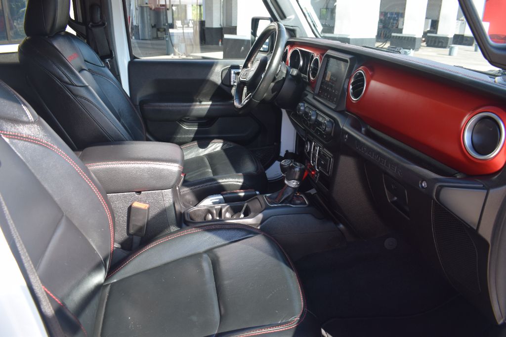 2020 Jeep Wrangler - $29,900