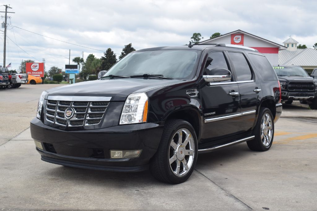 2010 Cadillac Escalade - $8,499