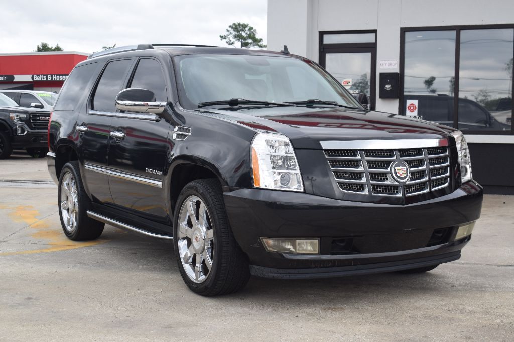 2010 Cadillac Escalade - $8,499