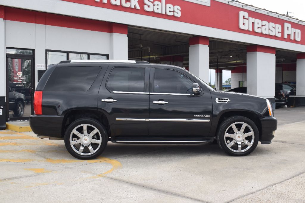 2010 Cadillac Escalade - $8,499