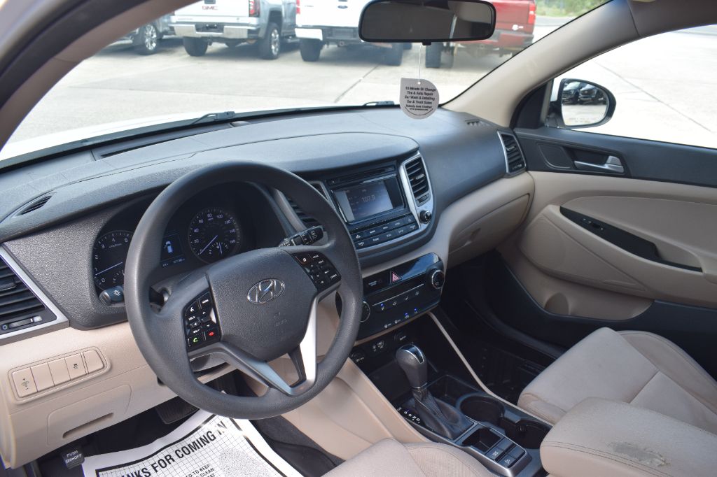 2016 Hyundai Tucson - $10,499