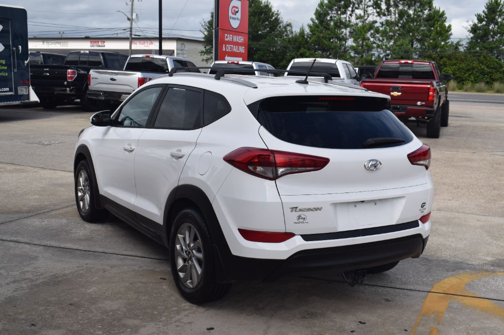 2016 Hyundai Tucson - $10,499