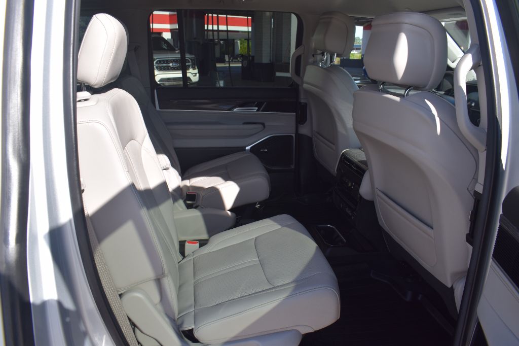 2022 Jeep Wagoneer - $31,900