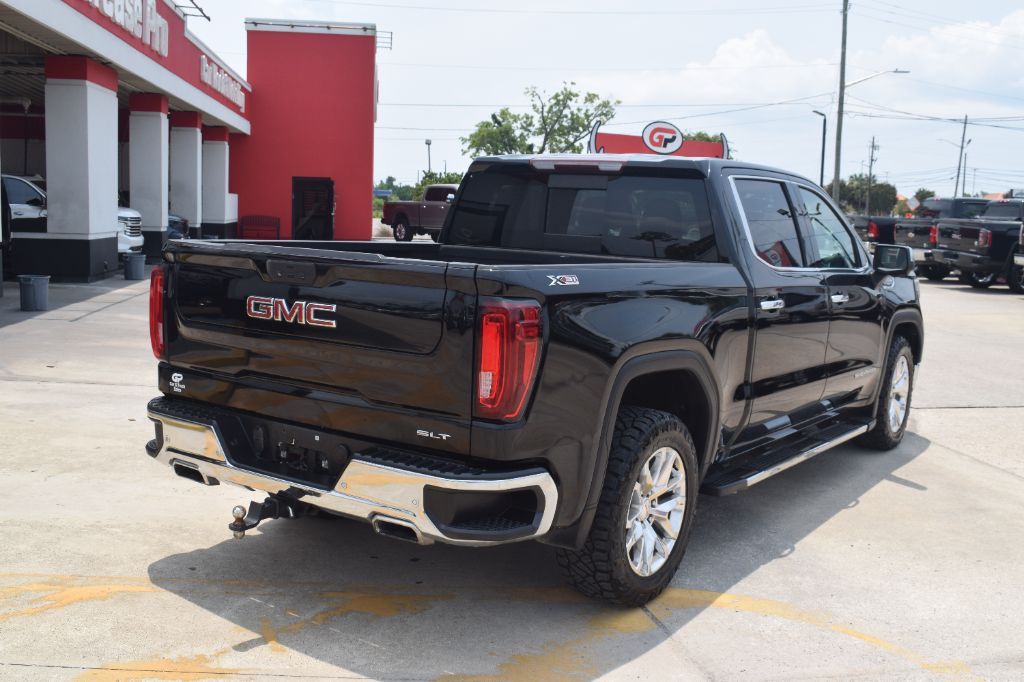 2021 GMC Sierra - $31,900