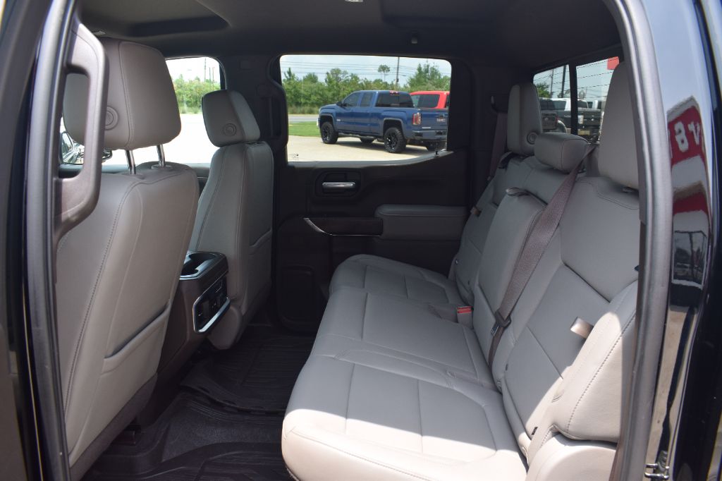 2021 GMC Sierra - $31,900