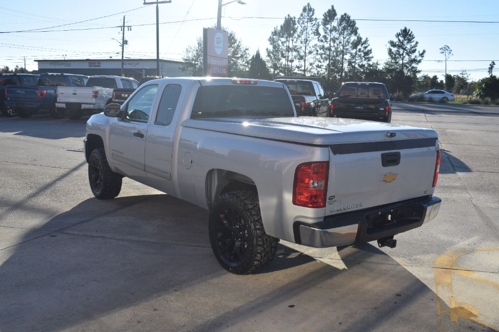 2013 Chevrolet Silverado - $13,900