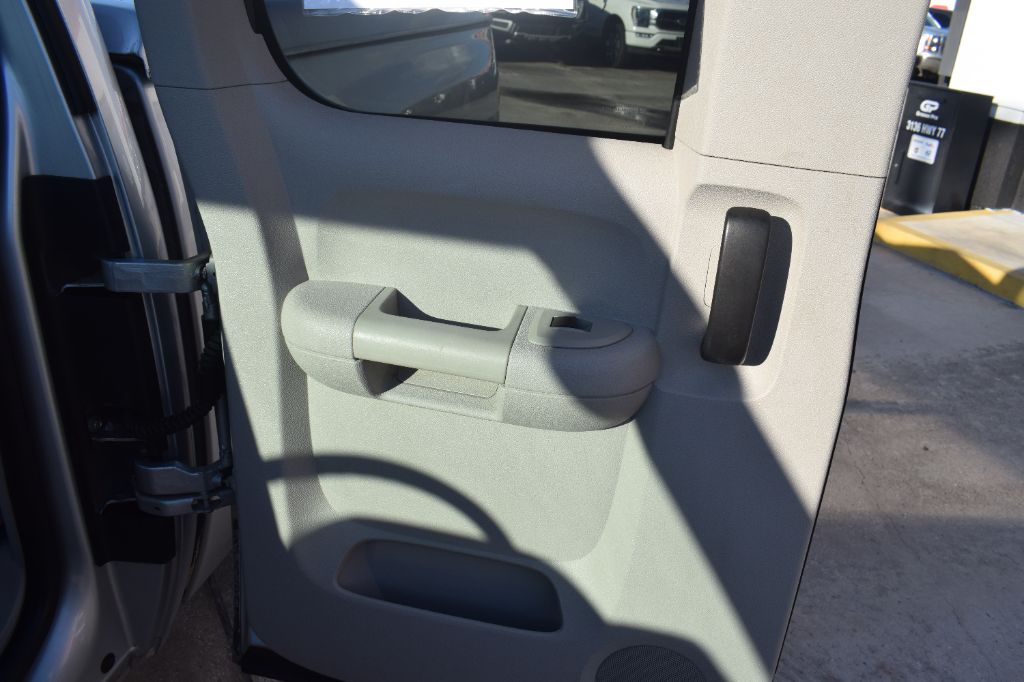 2013 Chevrolet Silverado - $13,900