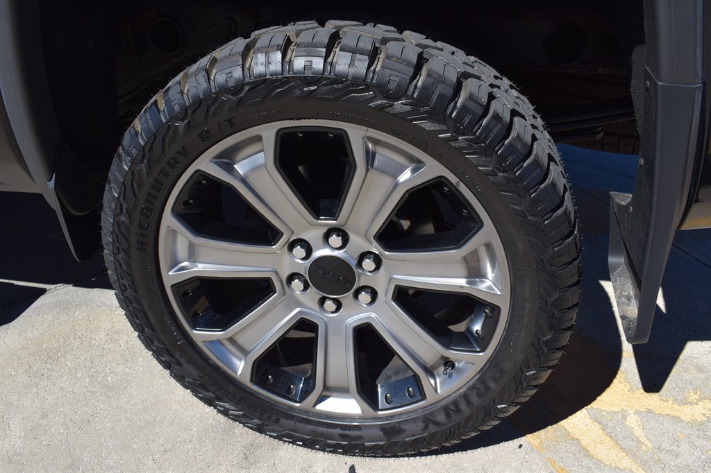2018 GMC Sierra 1500 SLE photo
