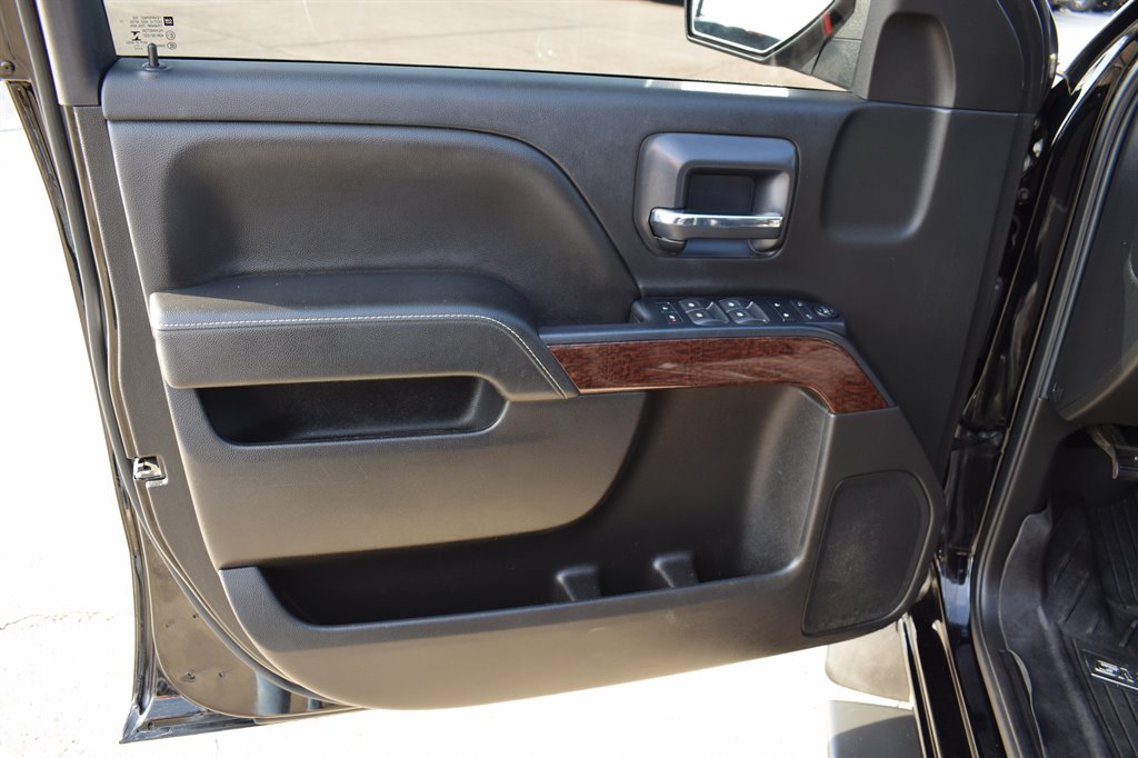 2018 GMC Sierra 1500 SLE photo
