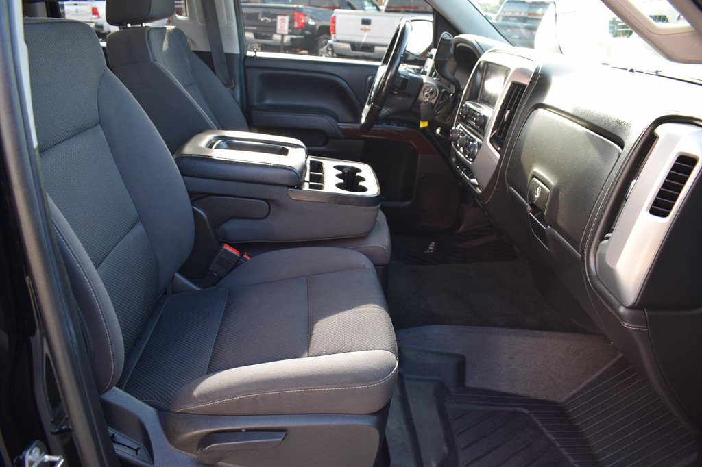 2018 GMC Sierra 1500 SLE photo
