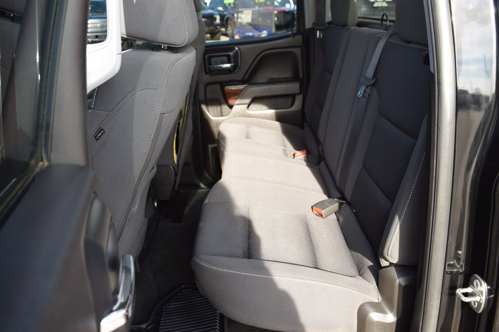2018 GMC Sierra 1500 SLE photo