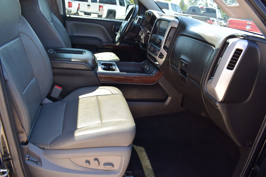 2016 GMC Sierra 1500 SLT photo
