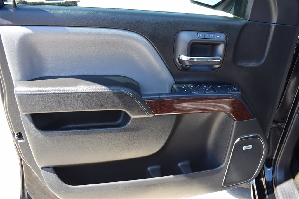 2016 GMC Sierra 1500 SLT photo