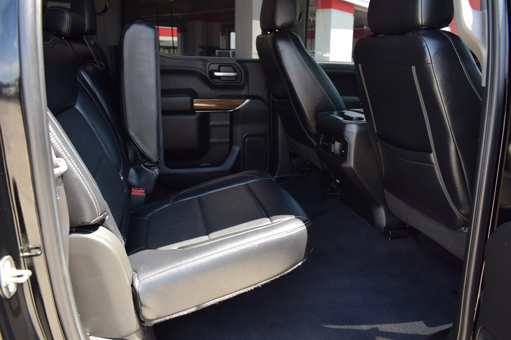 2019 Chevrolet Silverado 1500 RST photo