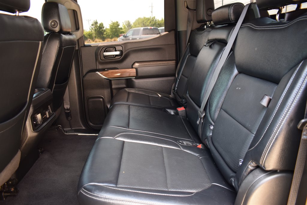 2019 Chevrolet Silverado 1500 RST photo