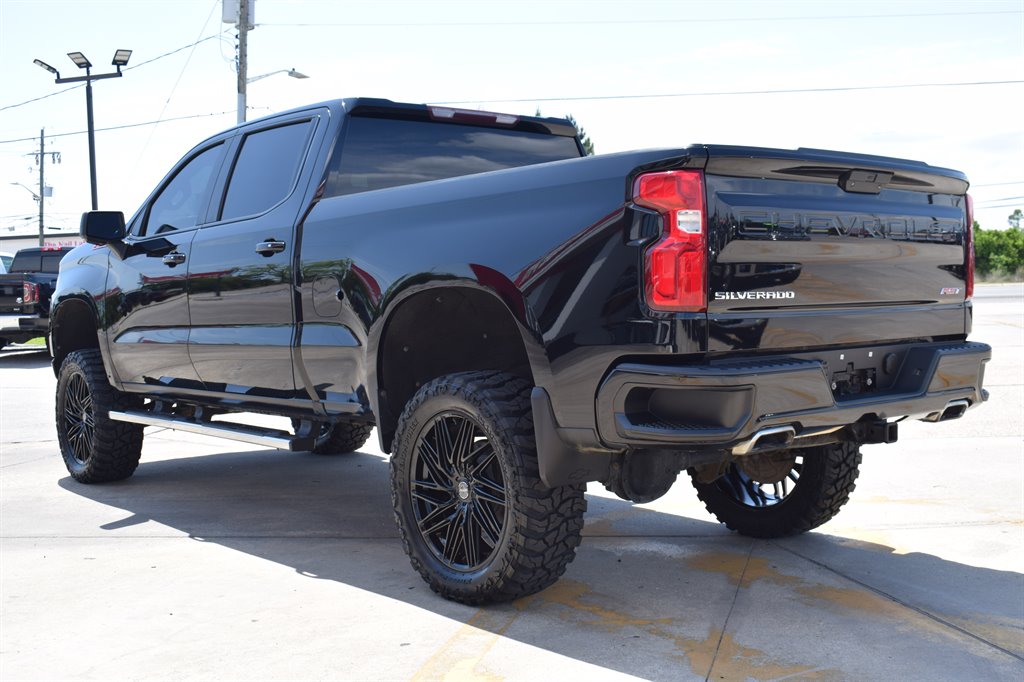 2019 Chevrolet Silverado 1500 RST photo