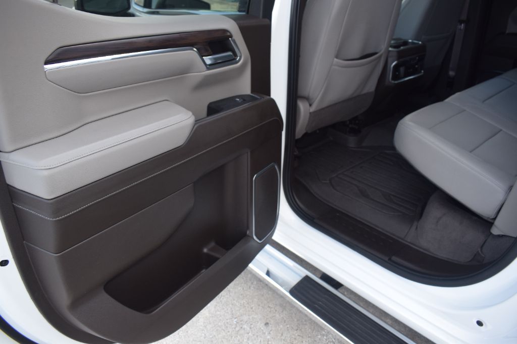 2024 GMC Sierra - $42,900