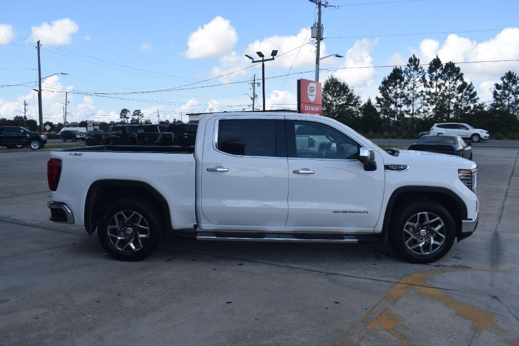 2024 GMC Sierra - $42,900