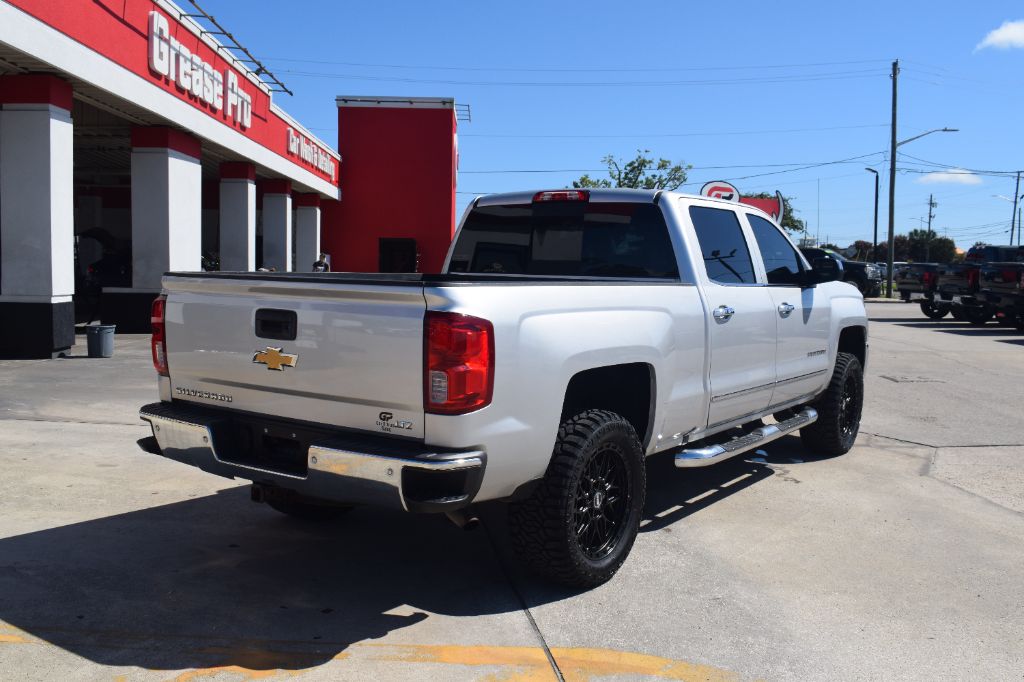 2018 Chevrolet Silverado - $22,900