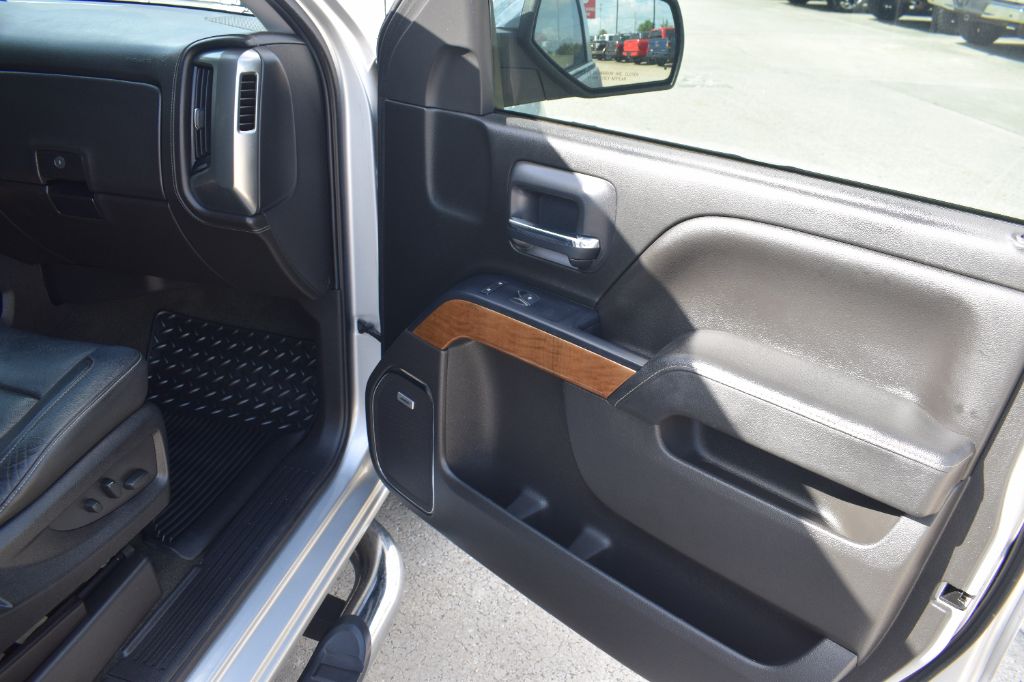 2018 Chevrolet Silverado - $22,900