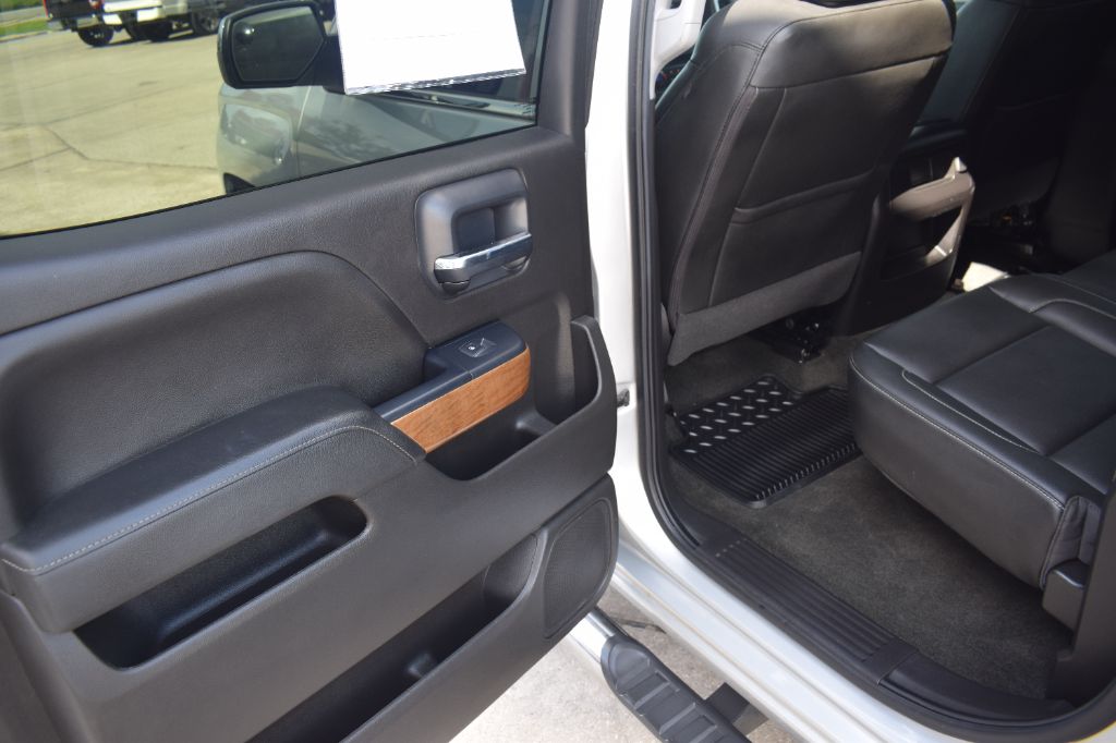 2018 Chevrolet Silverado - $22,900
