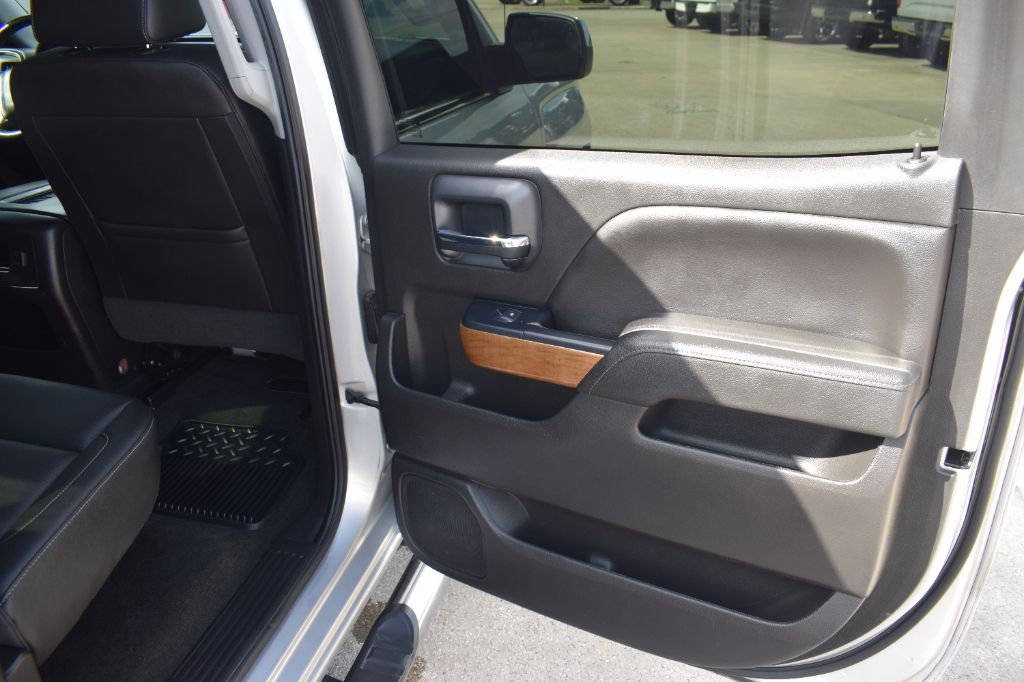 2018 Chevrolet Silverado - $22,900