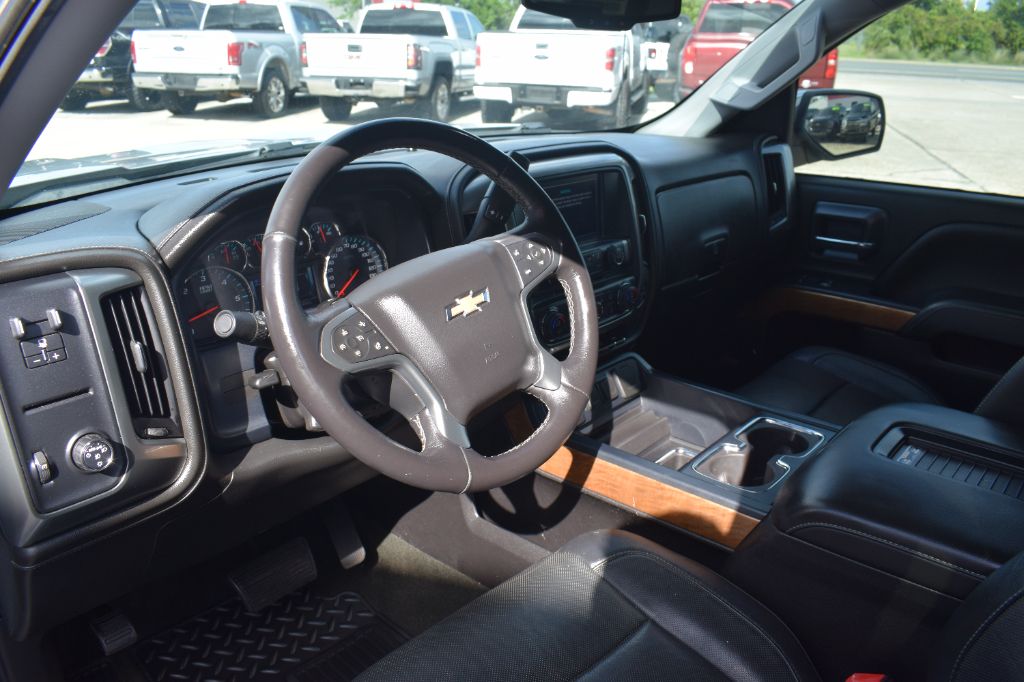 2018 Chevrolet Silverado - $22,900