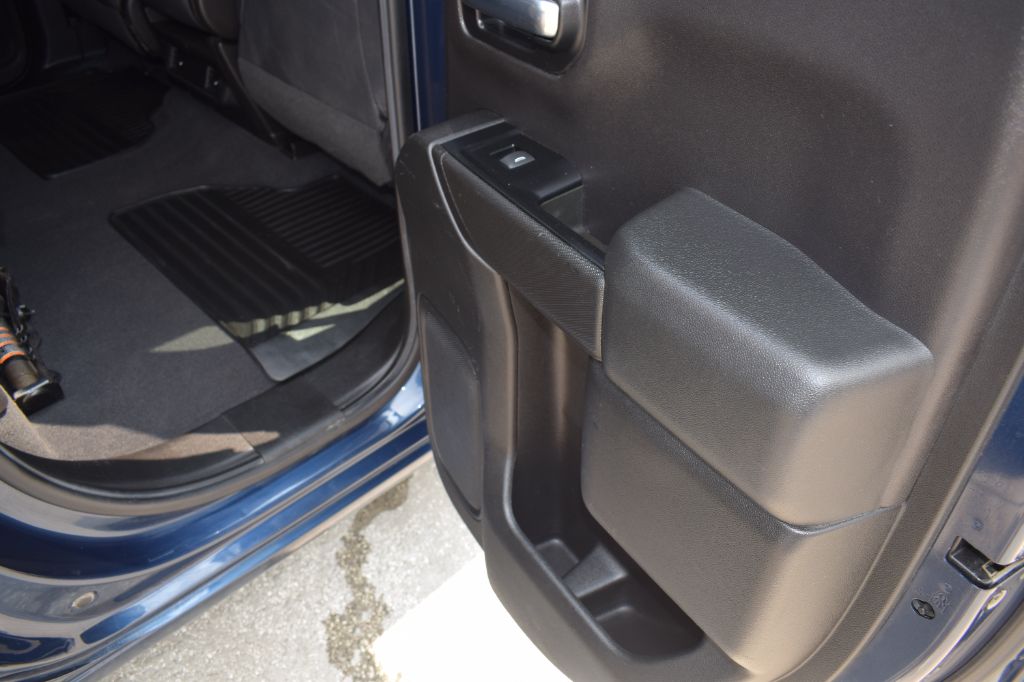 2019 Chevrolet Silverado - $23,900