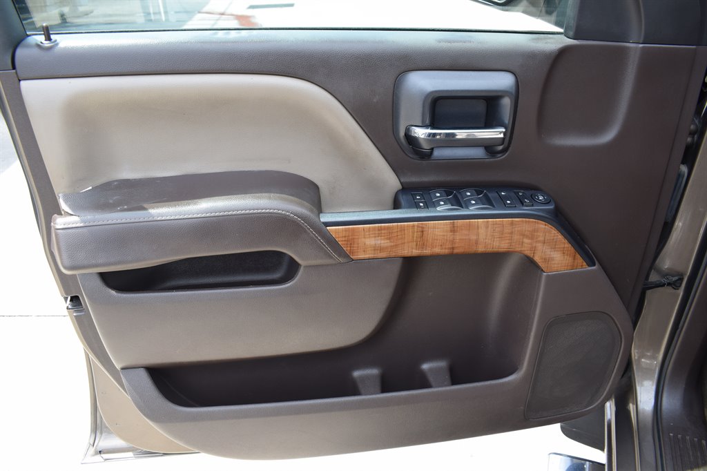2015 GMC Sierra 1500 SLE photo