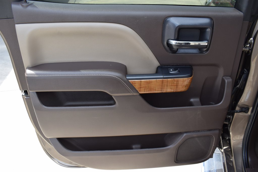 2015 GMC Sierra 1500 SLE photo