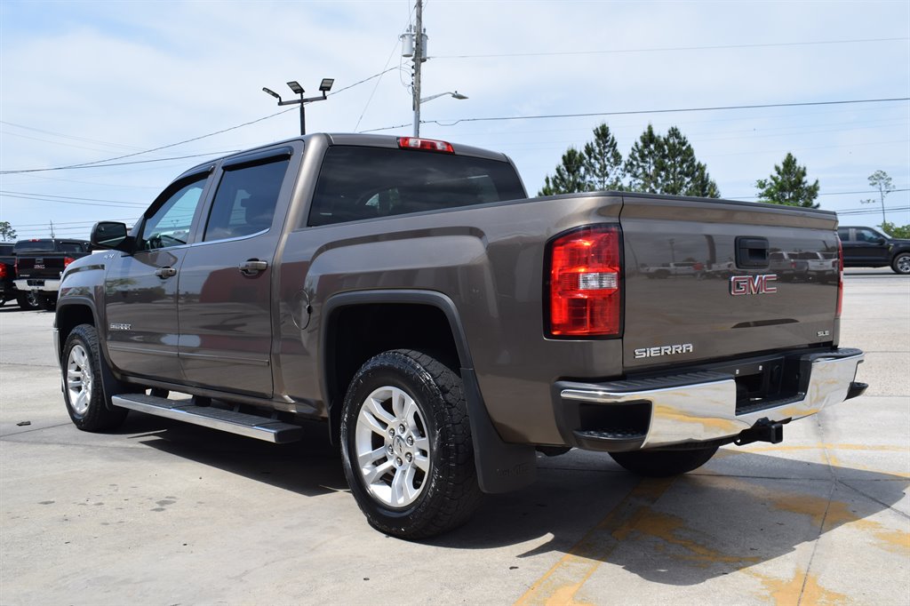 2015 GMC Sierra 1500 SLE photo