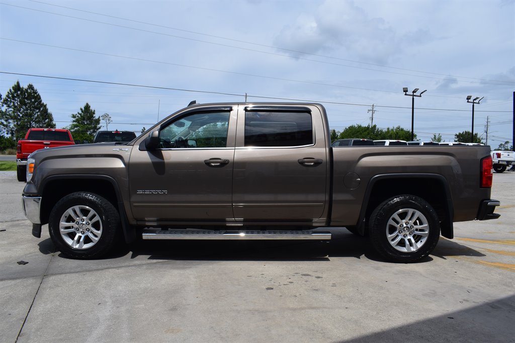 2015 GMC Sierra 1500 SLE photo