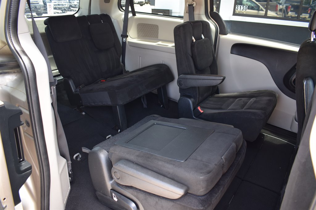 2015 Dodge Grand Caravan SXT photo