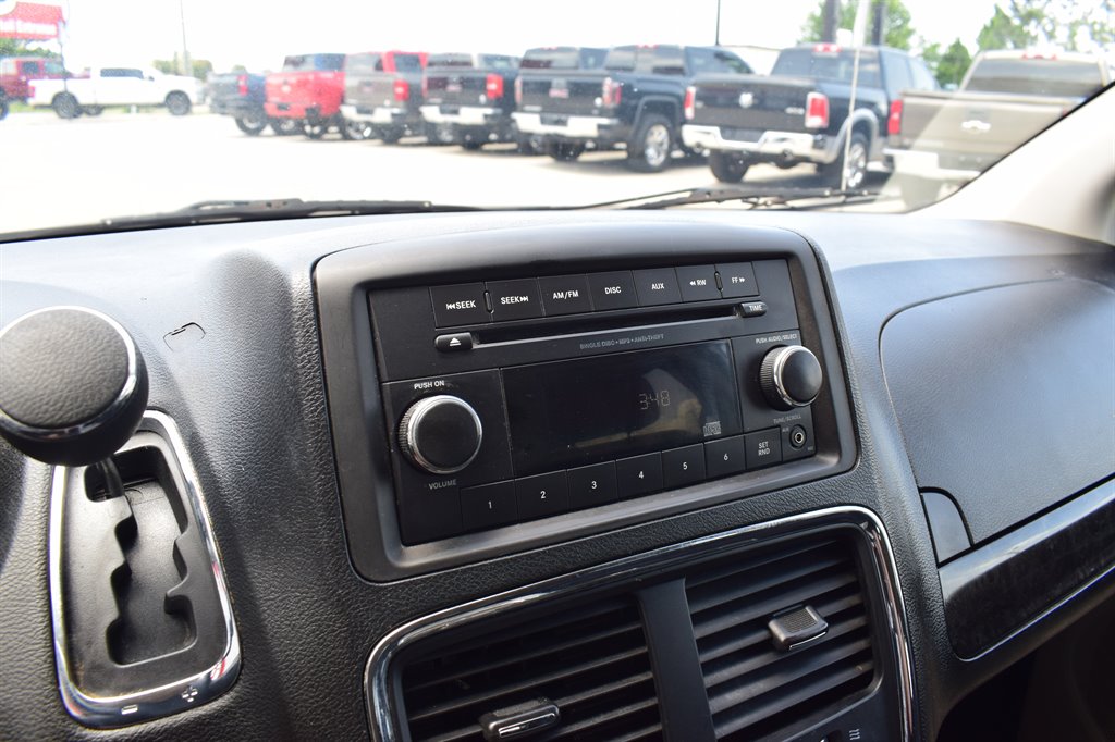 2015 Dodge Grand Caravan SXT photo