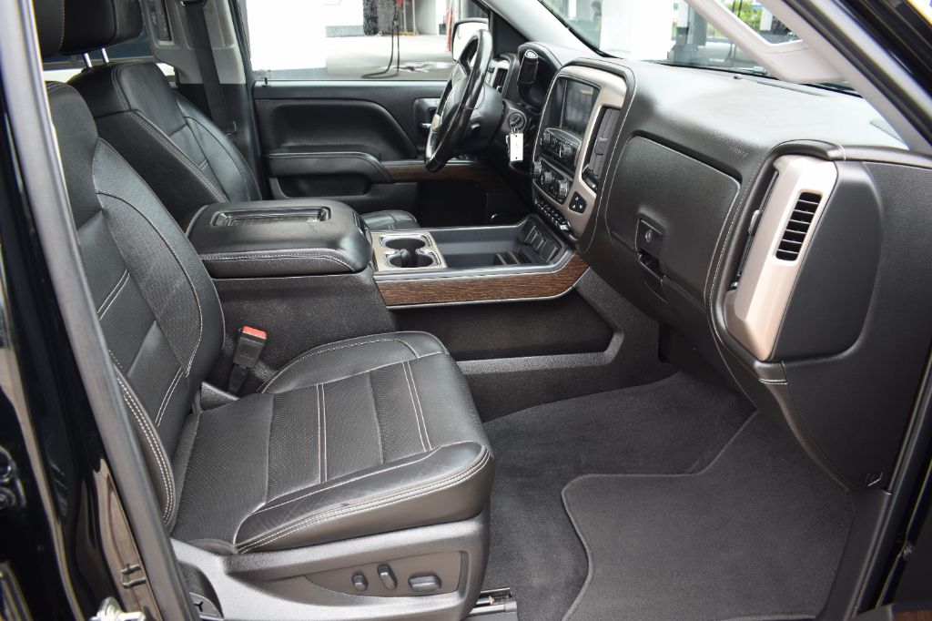 2018 GMC Sierra - $32,900