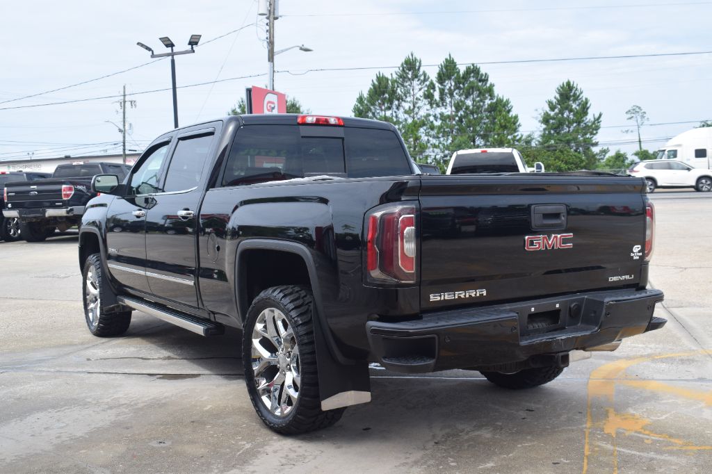 2018 GMC Sierra - $32,900